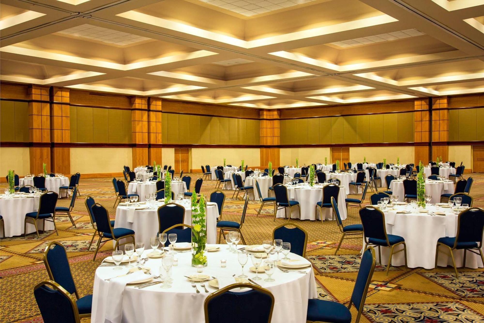 Sheraton Hotel 3*